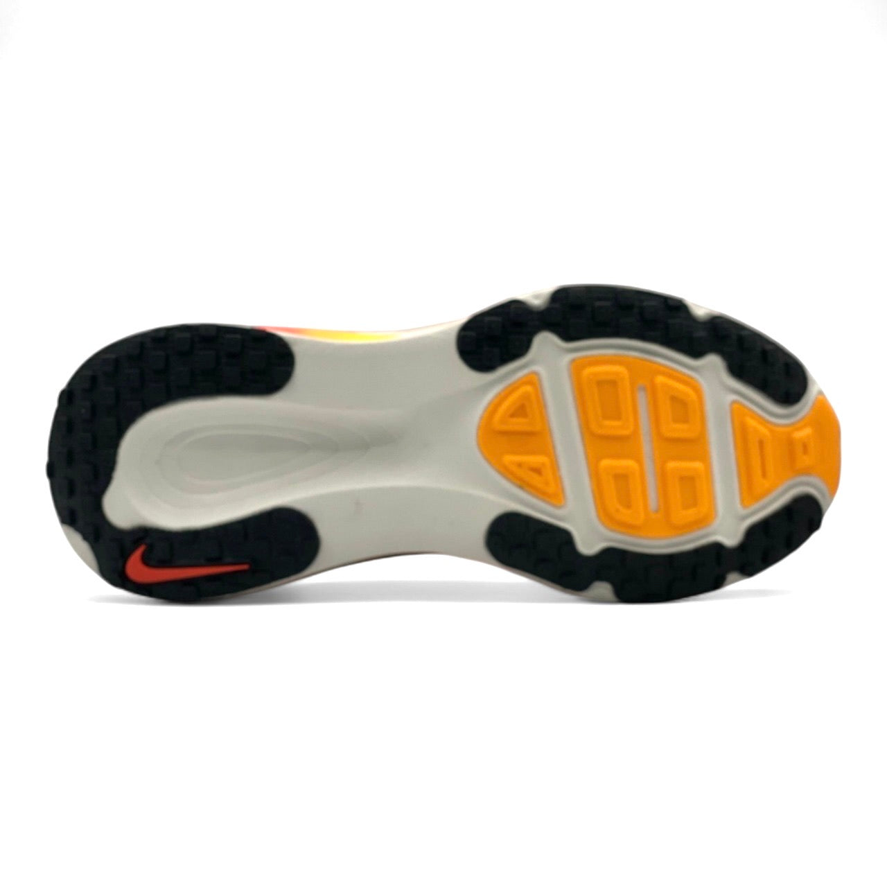 NK Vomero 18 “Sail Crimson”