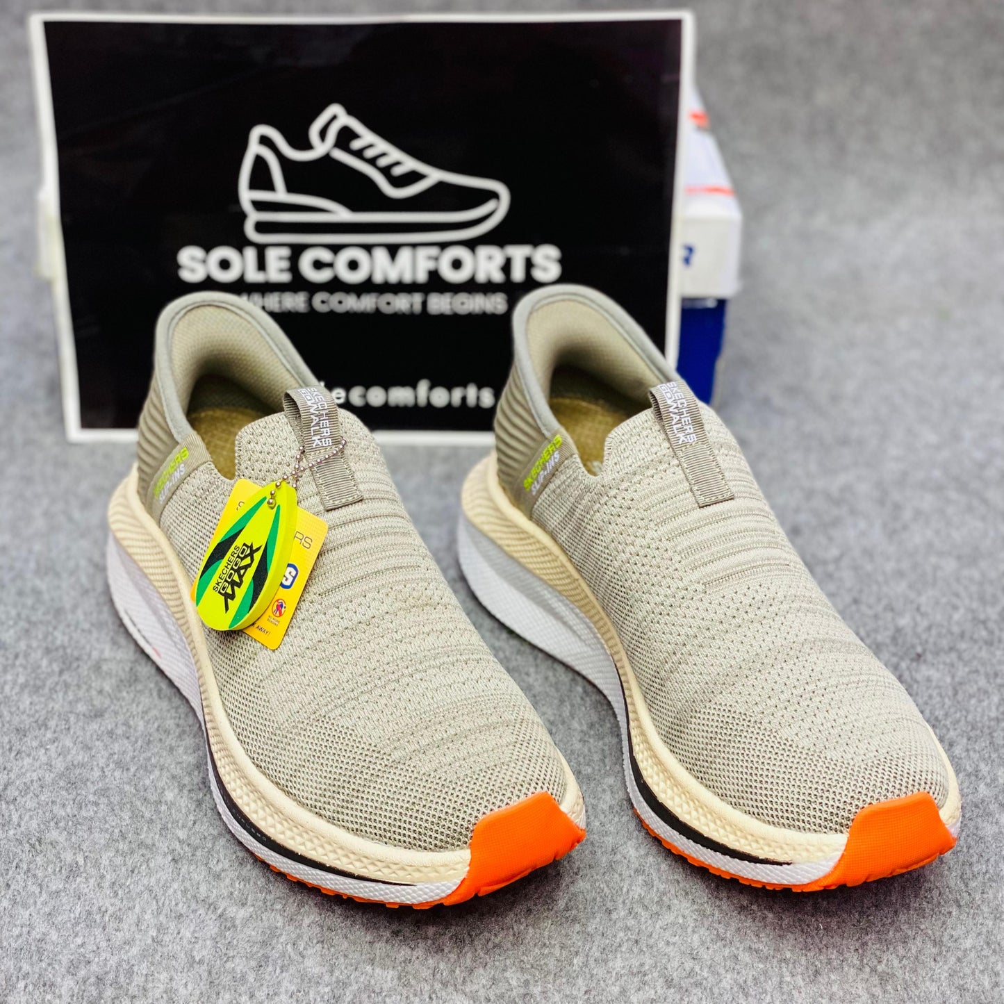 Skecherrs Hyper Burst Pro Slip Ins (BEIGE)