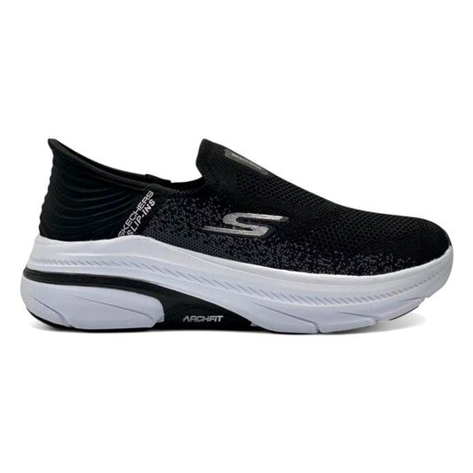 Skecherrs Arch Fit Slip Ins 2.0 “Black”