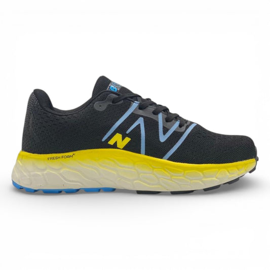 NB Fresh Foam X More v4 “Black Yellow”