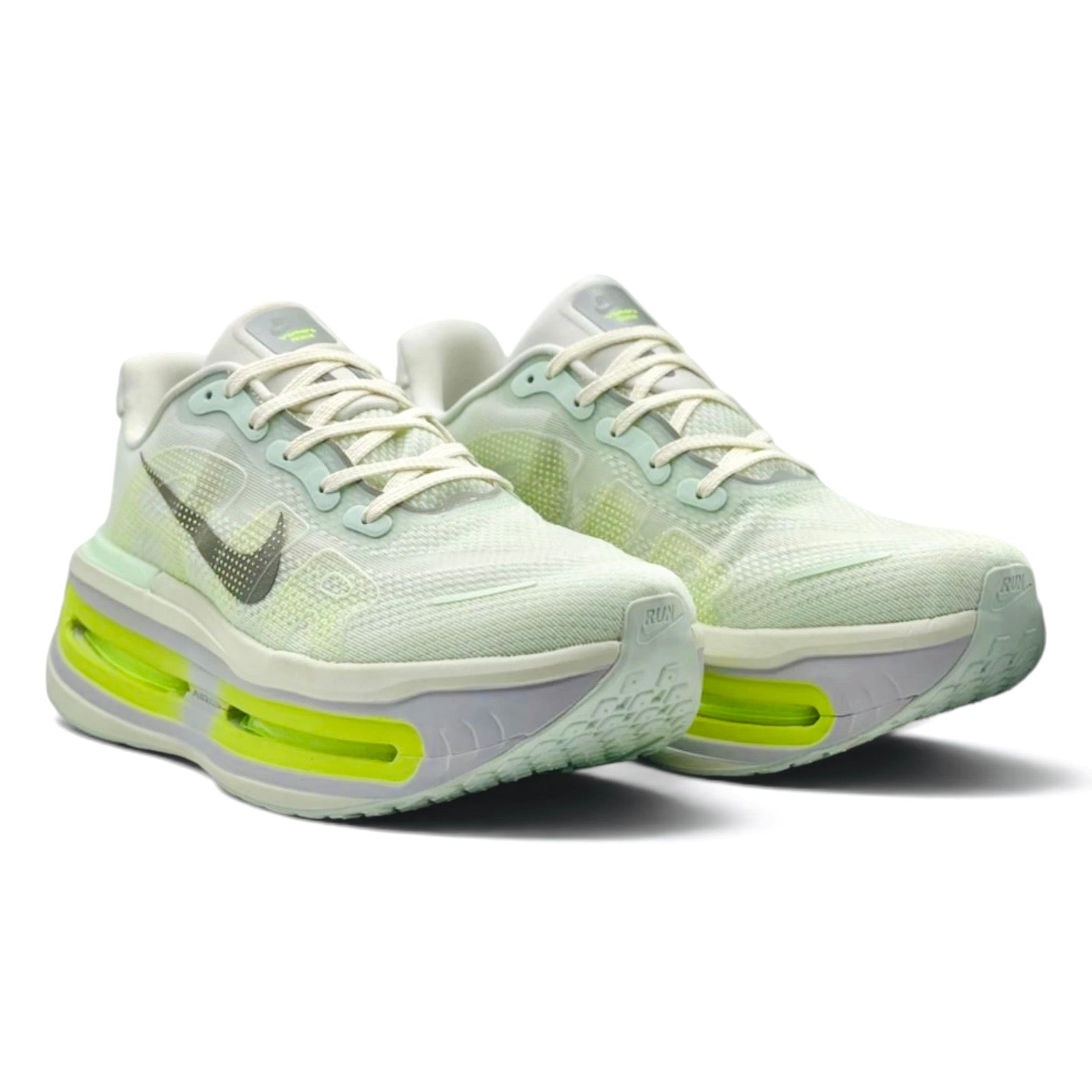 Nk Vomero Premium - Barely Volt