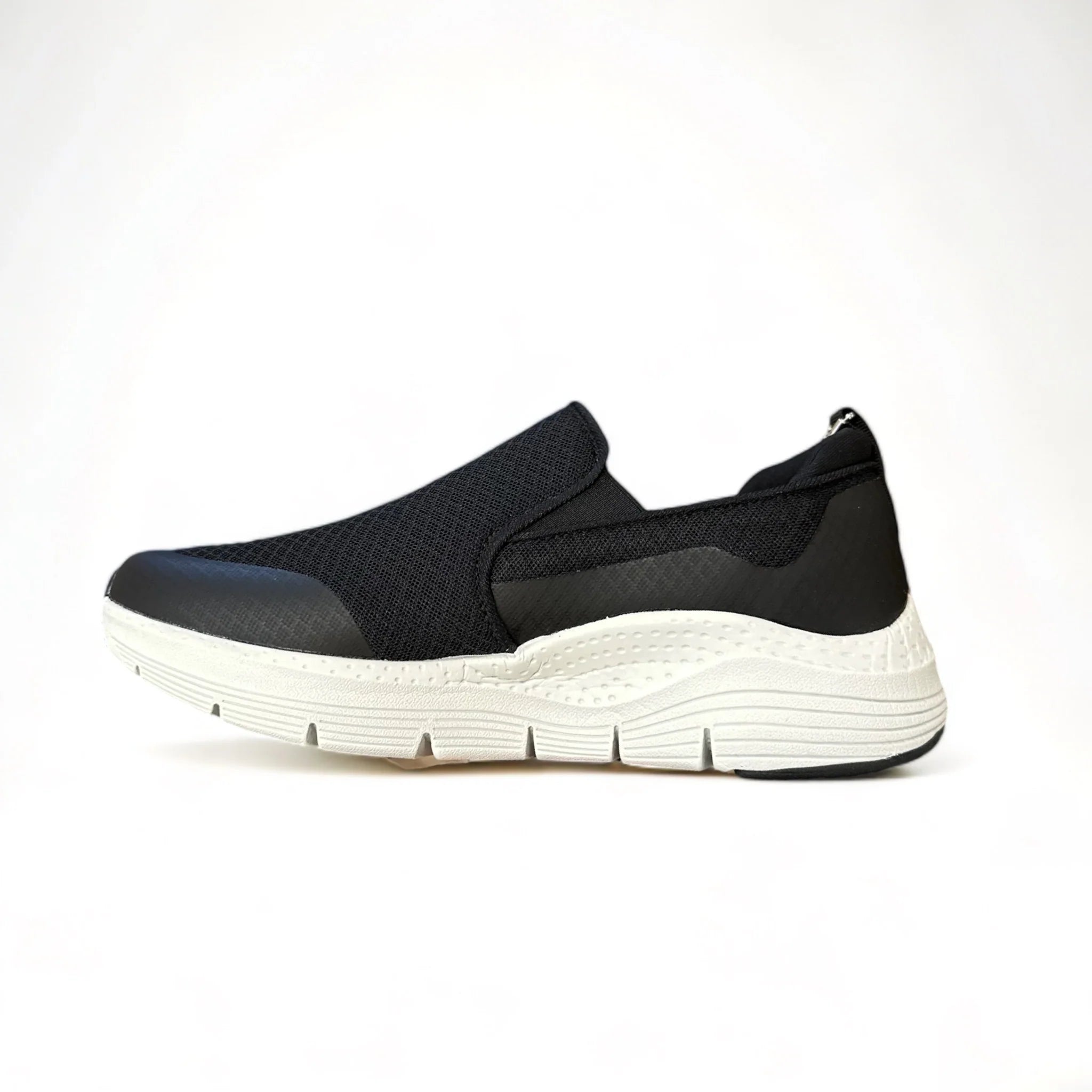 Skechers Arch Fit Black & White