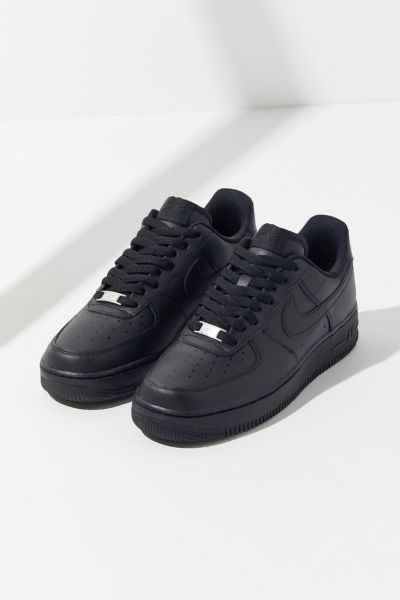 Nike Air Force 1 Pitch Black®