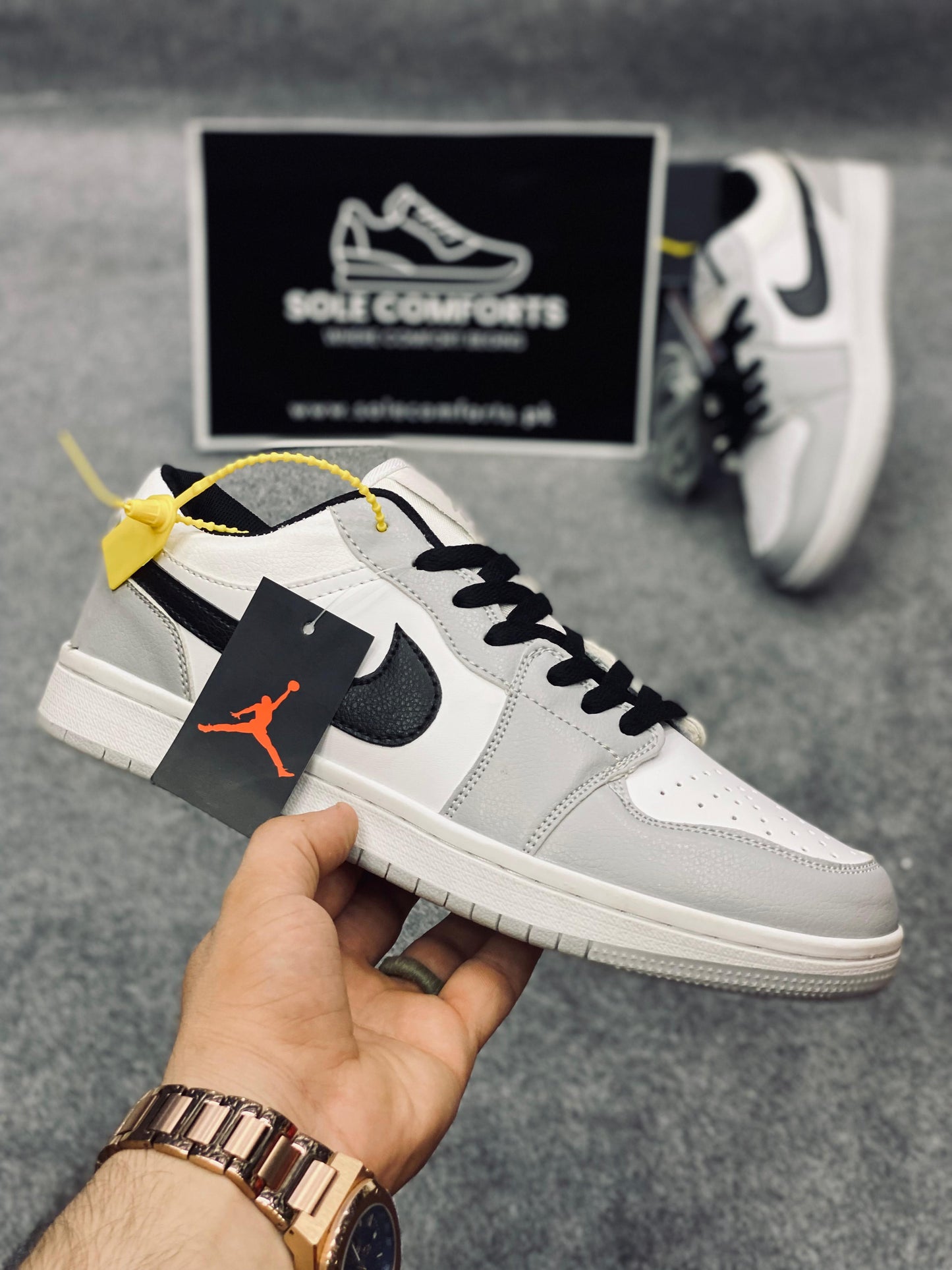 Nike Air Jordan 1 Retro Low Smoke Grey