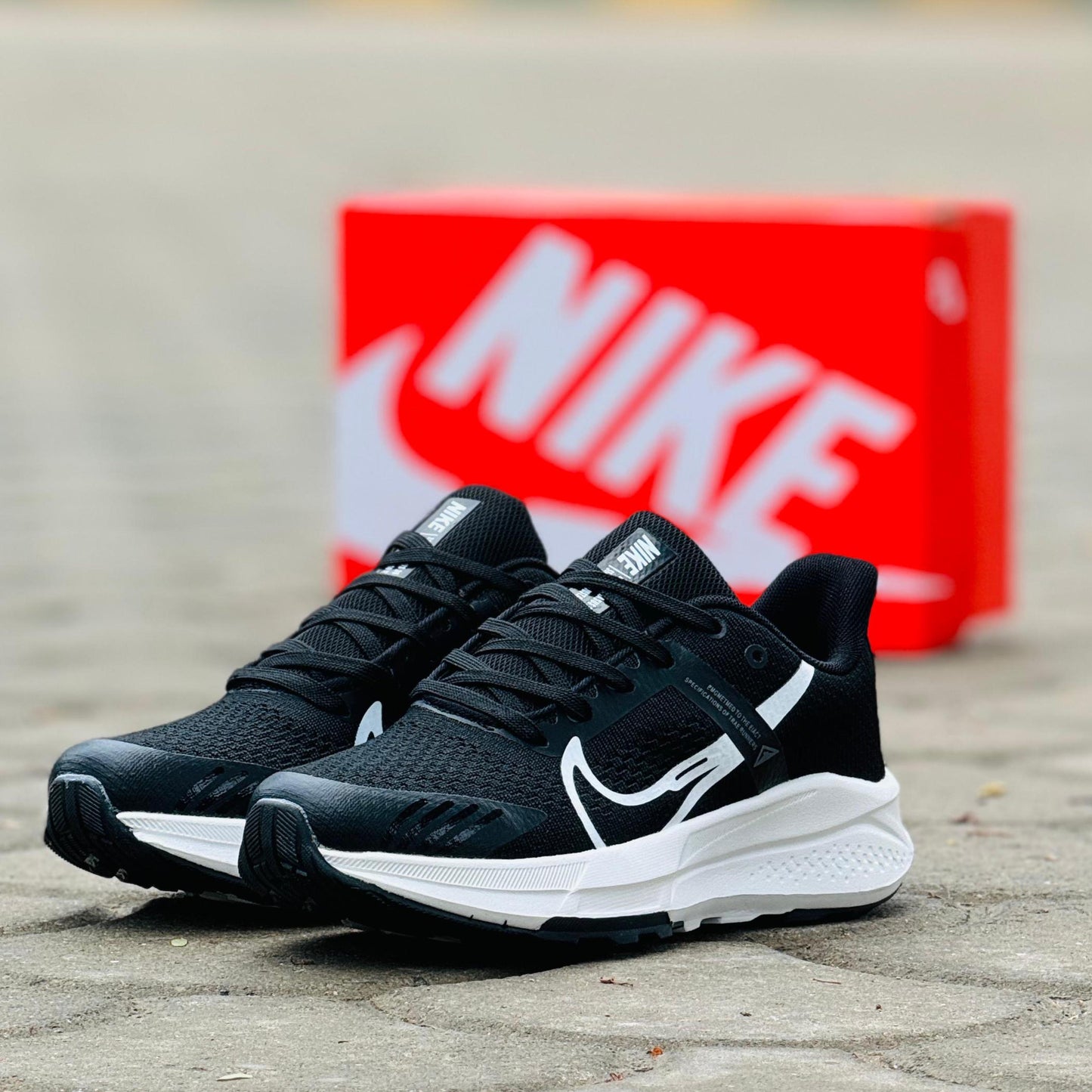 Nike Air Zoom Trial -BLACK & WHITE