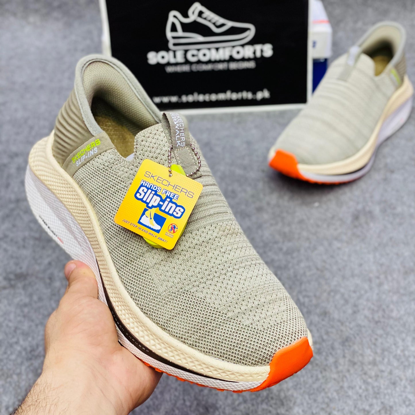 Sketchers Hyper Burst Pro(BEIGE)