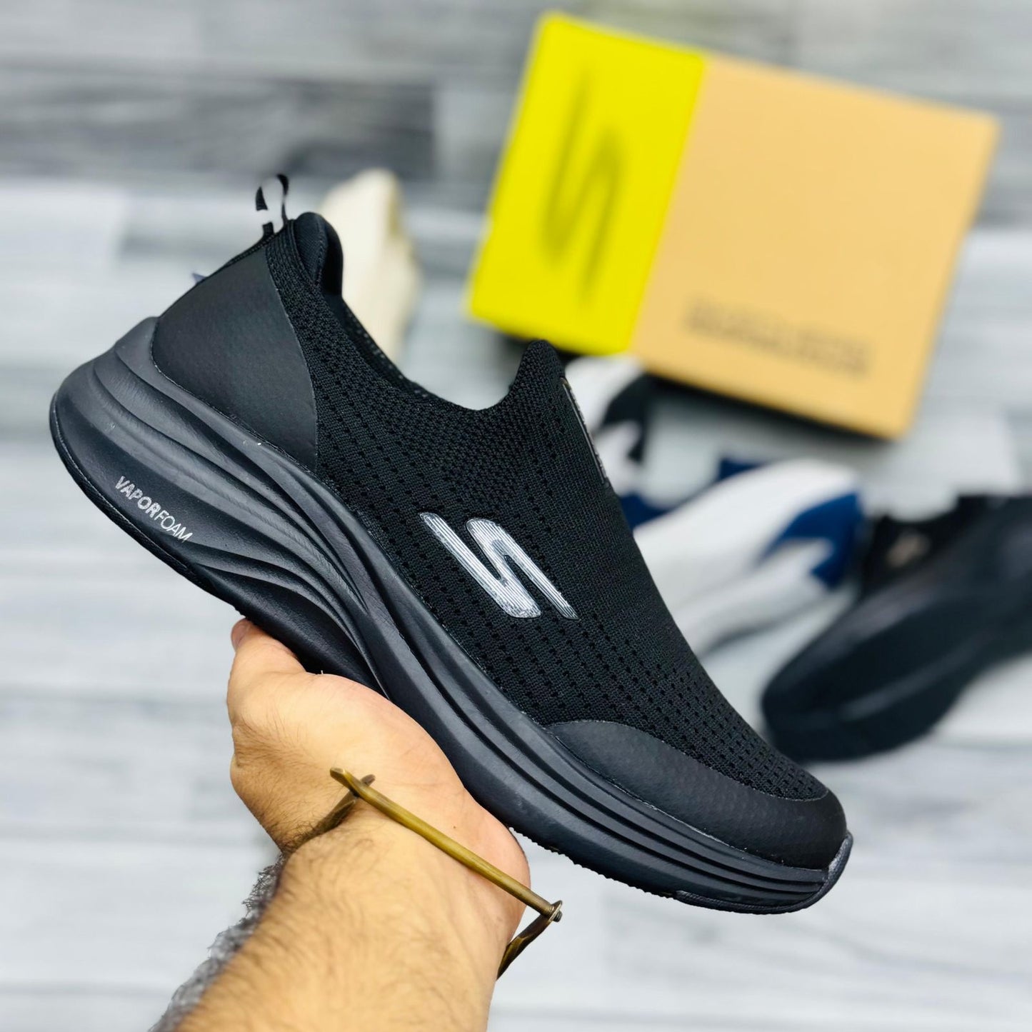 Skechers Go Run Vaporfoam - BLACK