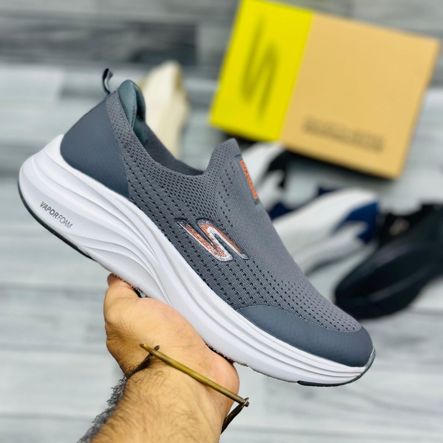 Skechers Go Run Vaporfoam - GREY